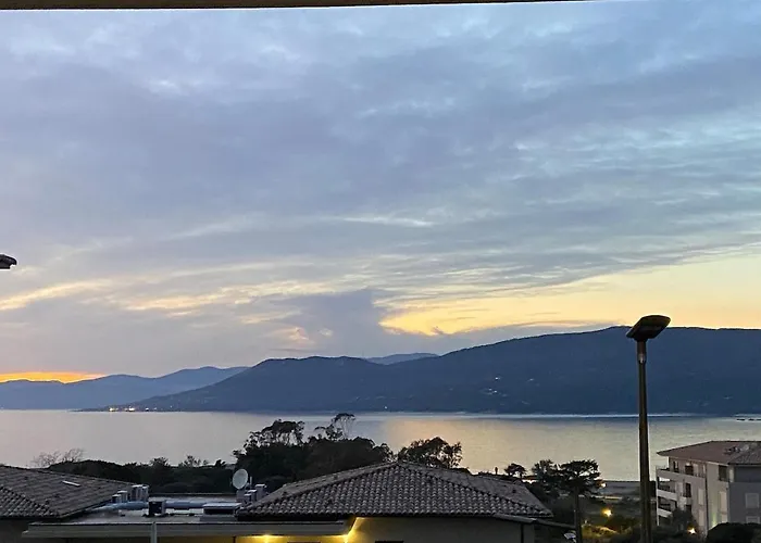 Superbe T3 Vue Lägenhet Propriano (Corsica)